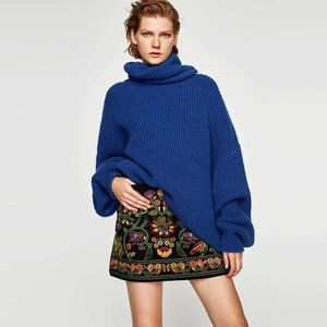 ZARA Embroidered Ornate Design Mini Skirt Small